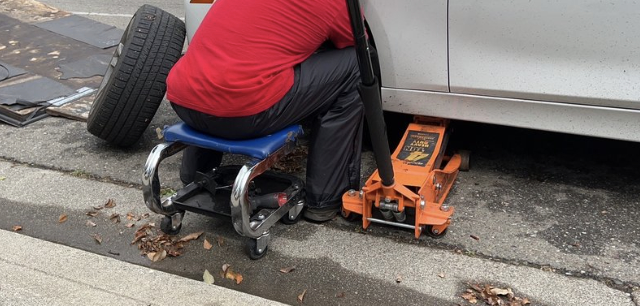 this image shows mobile mechanic in Lincoln, Nebraska